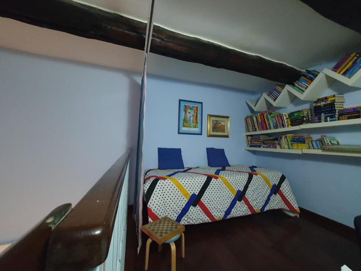 Casa Di Flo Apartment Napoli Bagian luar foto